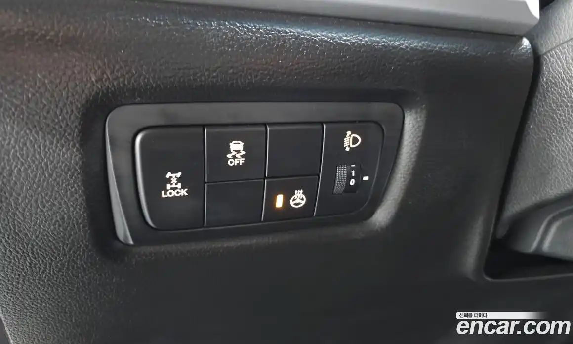 SsangYong Korando 2016 2.2 Автомат в Москве № 62460, фото 4