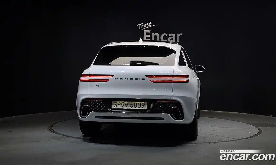 Genesis GV70 2023 2.5 Автомат в Москве № 84141, фото 14