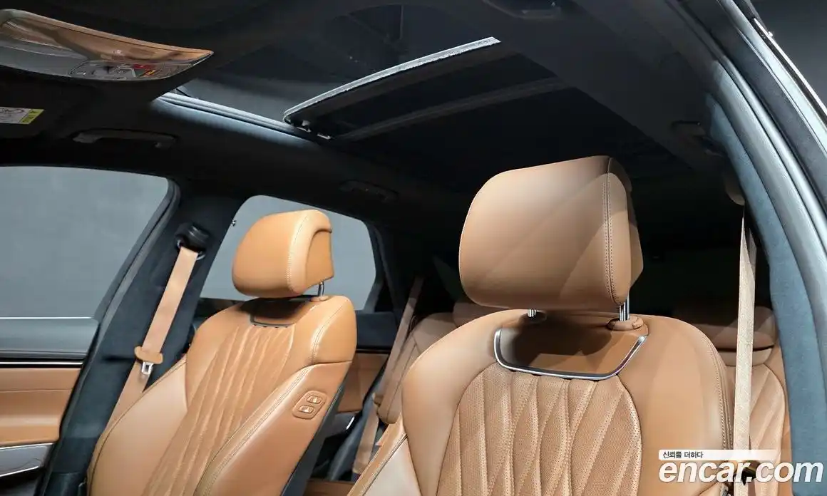 Genesis GV70 2023 2.5 Автомат в Москве № 84141, фото 19