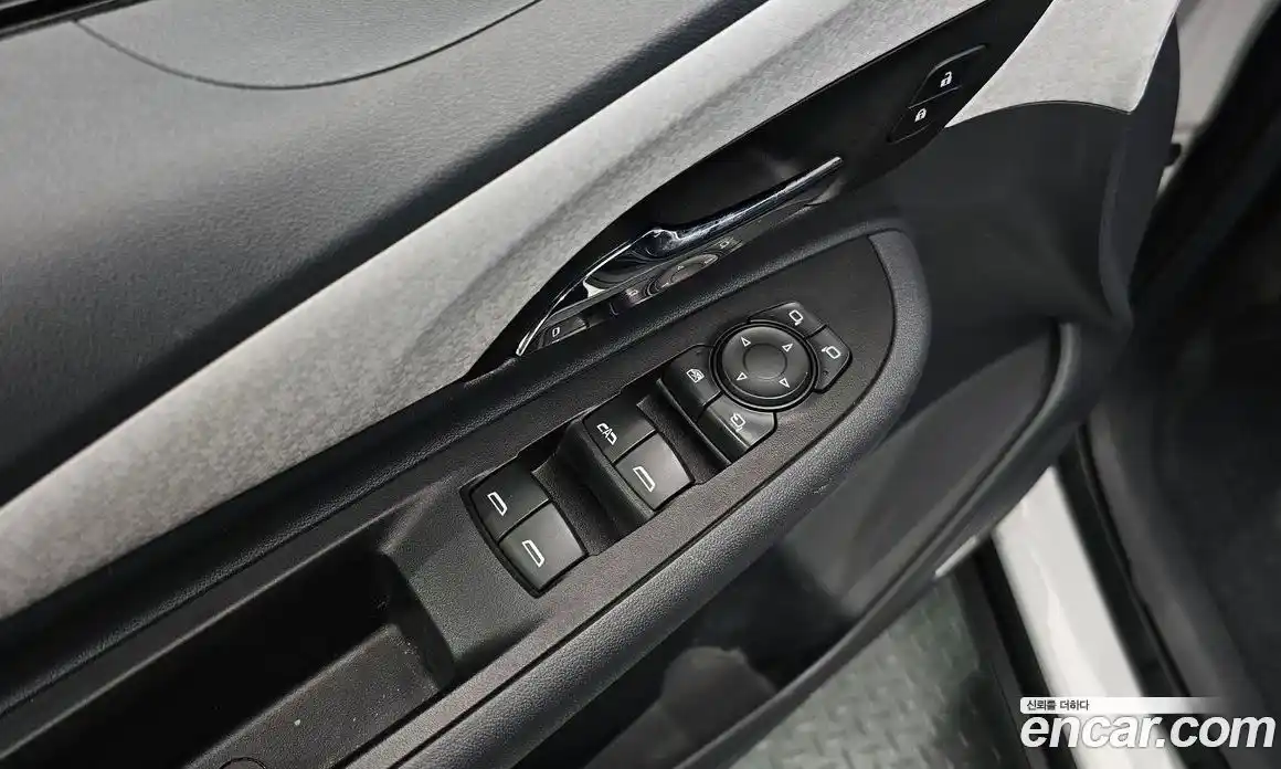 Chevrolet Bolt EV 2019 0.2 Автомат в Москве № 103705, фото 19