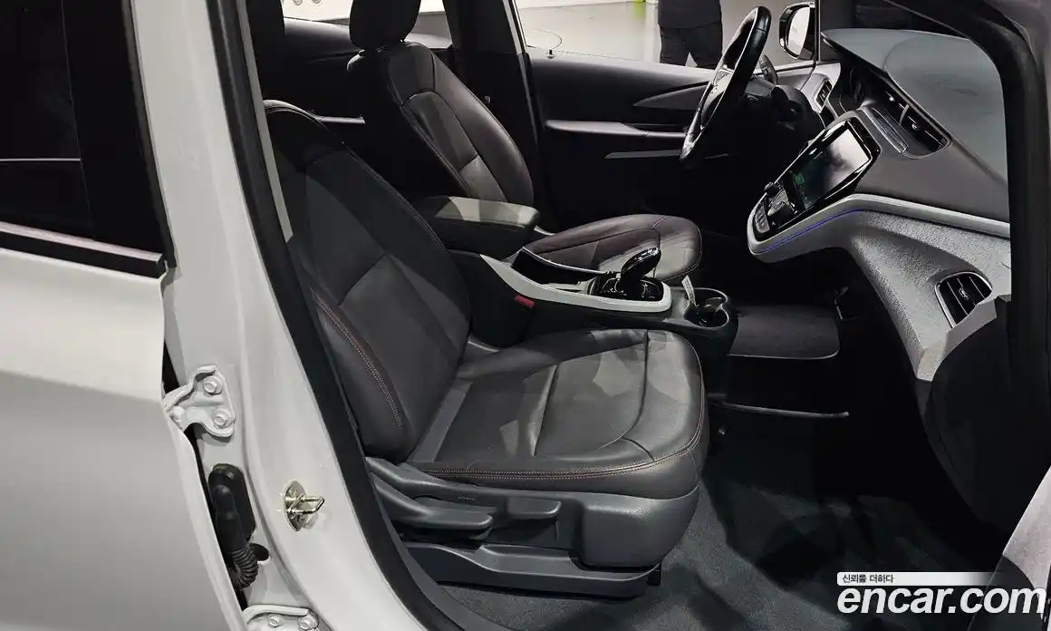 Chevrolet Bolt EV 2019 0.2 Автомат в Москве № 103705, фото 10