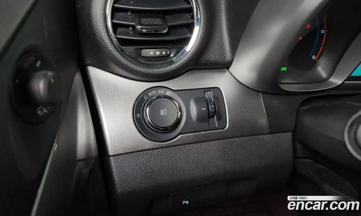 Chevrolet Orlando 2015 2.0 Автомат в Москве № 103933, фото 3