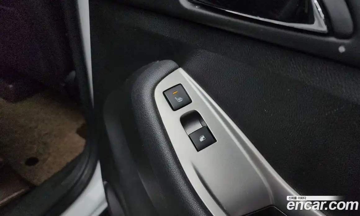 Chevrolet Orlando 2015 2.0 Автомат в Москве № 103933, фото 7