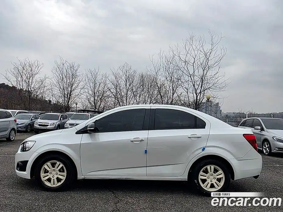 Chevrolet Aveo 2014 1.6 Автомат в Москве № 105803, фото 19