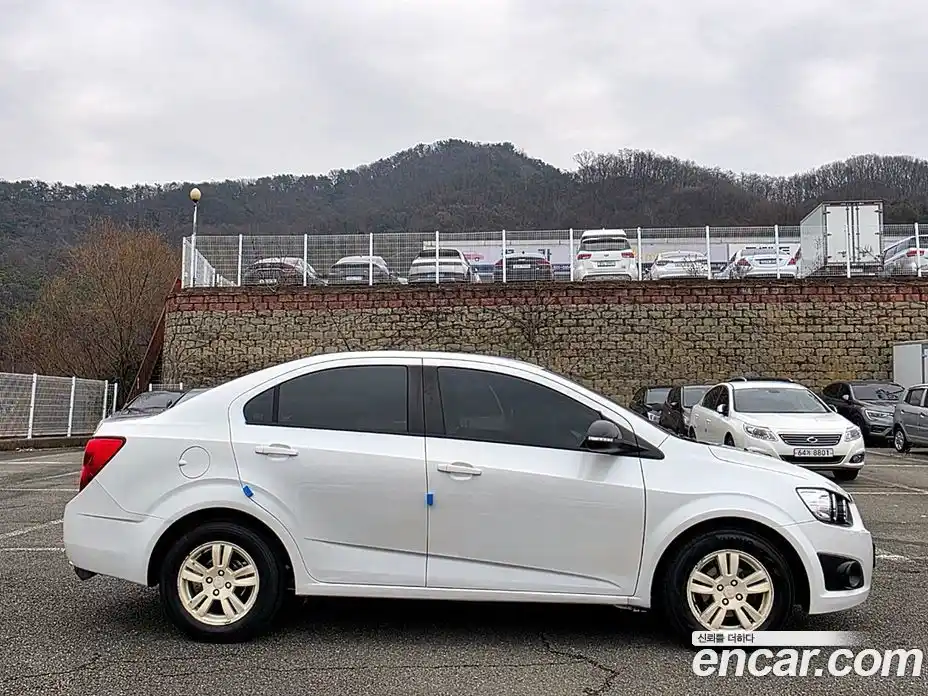 Chevrolet Aveo 2014 1.6 Автомат в Москве № 105803, фото 20