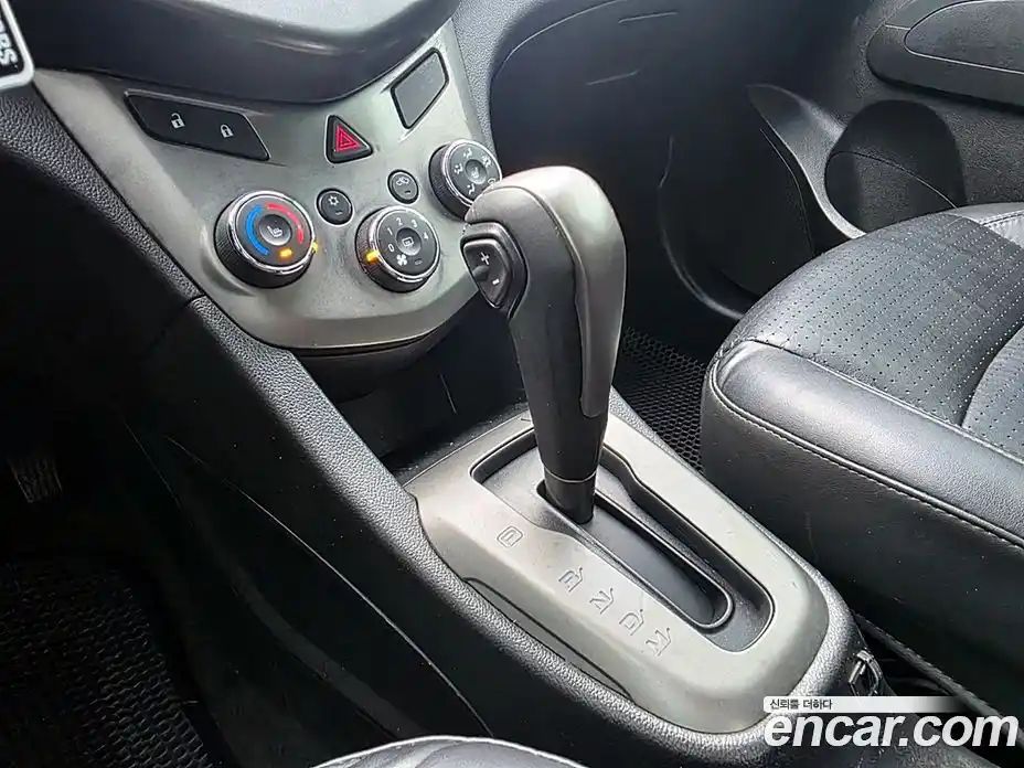 Chevrolet Aveo 2014 1.6 Автомат в Москве № 105803, фото 9