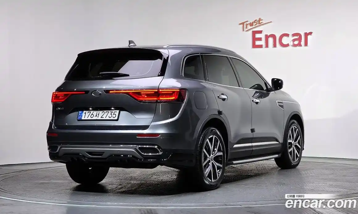 Renault QM6 2023 2.0 Автомат в Москве № 106662, фото 17