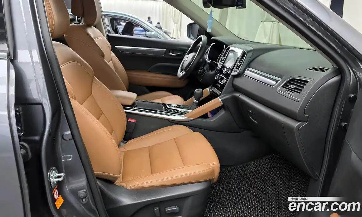 Renault QM6 2023 2.0 Автомат в Москве № 106662, фото 3