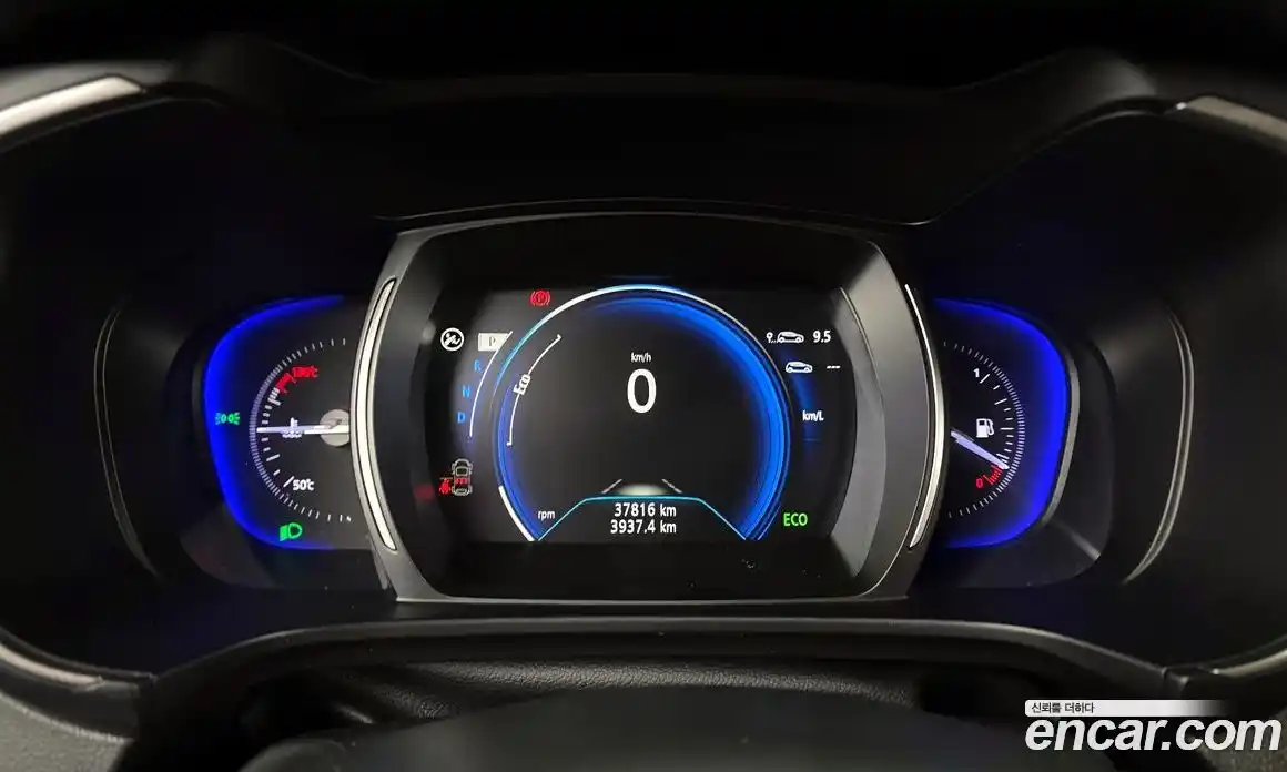 Renault QM6 2023 2.0 Автомат в Москве № 106662, фото 7