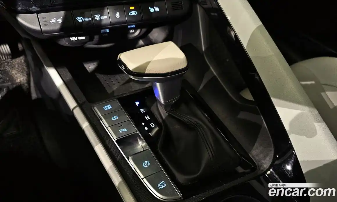 Hyundai Avante 2021 1.6 Автомат в Москве № 108149, фото 10