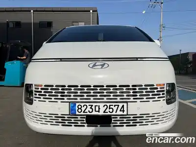 Hyundai Staria, 2025