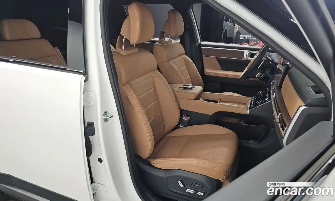 Hyundai Santa Fe 2024 2.5 Автомат в Москве № 110044, фото 9