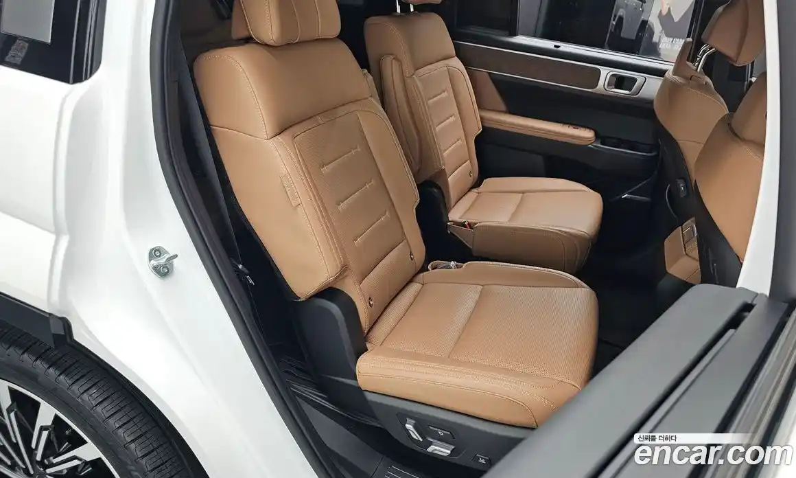 Hyundai Santa Fe 2024 2.5 Автомат в Москве № 110044, фото 10