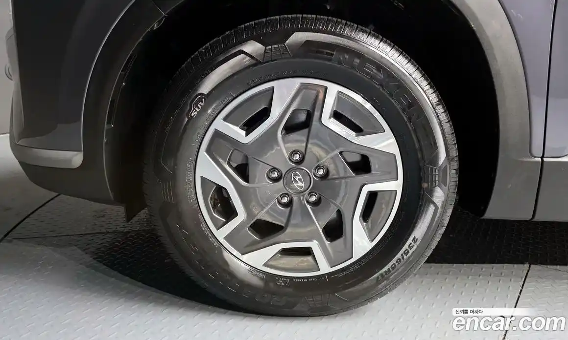 Hyundai Santa Fe 2023 1.6 Автомат в Москве № 113159, фото 11