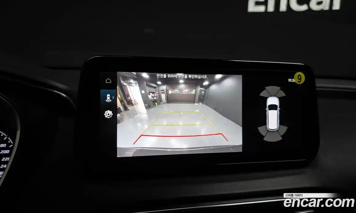 Hyundai Santa Fe 2023 1.6 Автомат в Москве № 113159, фото 19