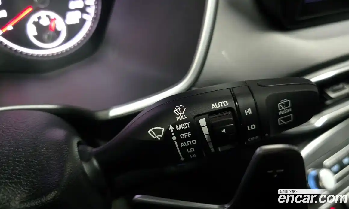 Hyundai Santa Fe 2023 1.6 Автомат в Москве № 113159, фото 20