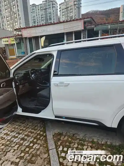 Kia Canival 2025 1.6 Автомат в Москве № 113500, миниатюра 2
