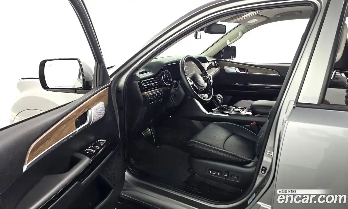 Kia Mohave 2023 3.0 Автомат в Москве № 114586, фото 11