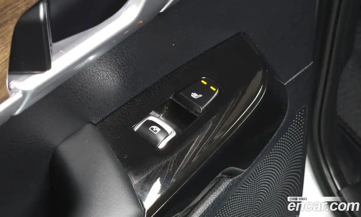 Kia Mohave 2023 3.0 Автомат в Москве № 114586, фото 17