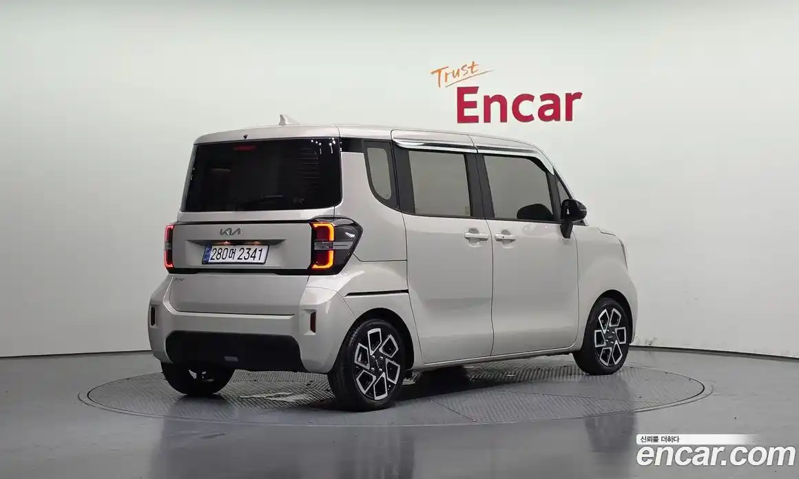 Kia Ray 2024 1.0 Автомат в Москве № 11999, фото 16