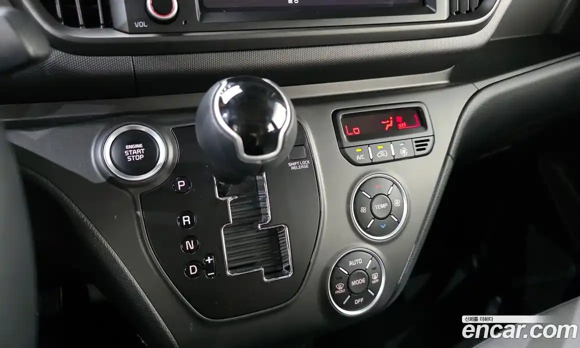 Kia Ray 2024 1.0 Автомат в Москве № 11999, фото 20