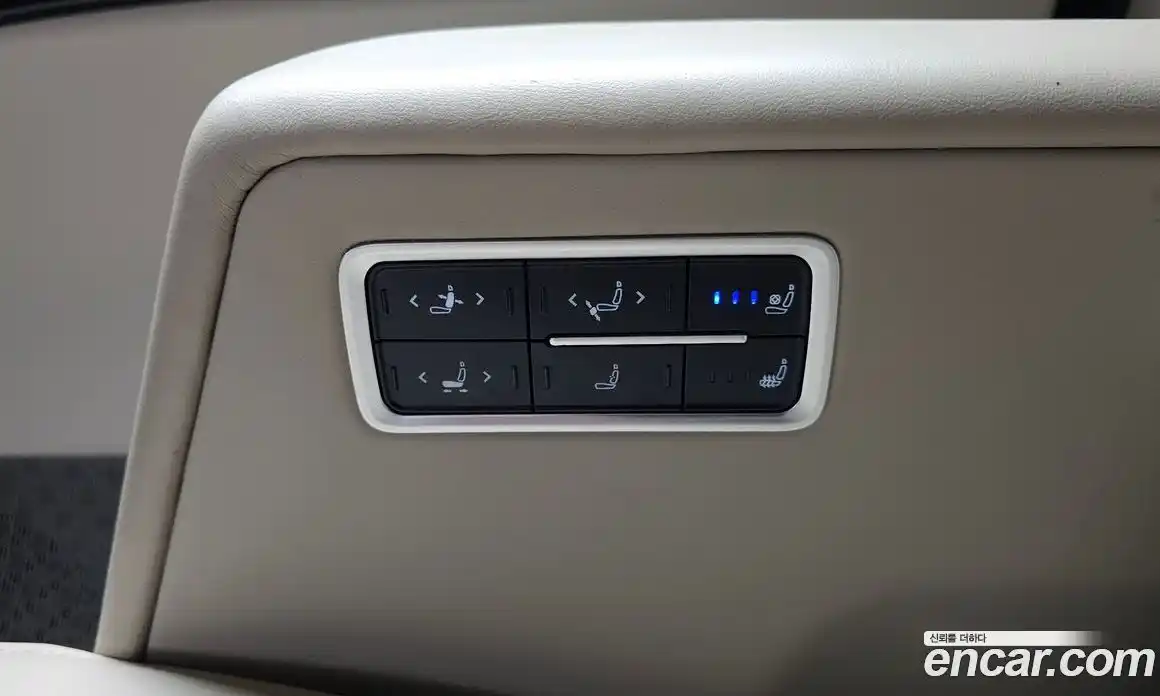 Kia Canival 2024 2.2 Автомат в Москве № 121106, фото 13