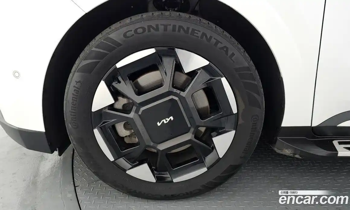 Kia Canival 2024 2.2 Автомат в Москве № 121106, фото 5