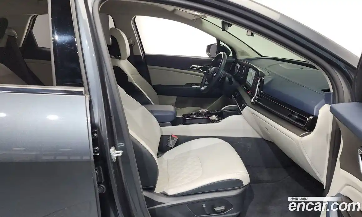 Kia Sportage 2023 1.6 Автомат в Москве № 121962, фото 19