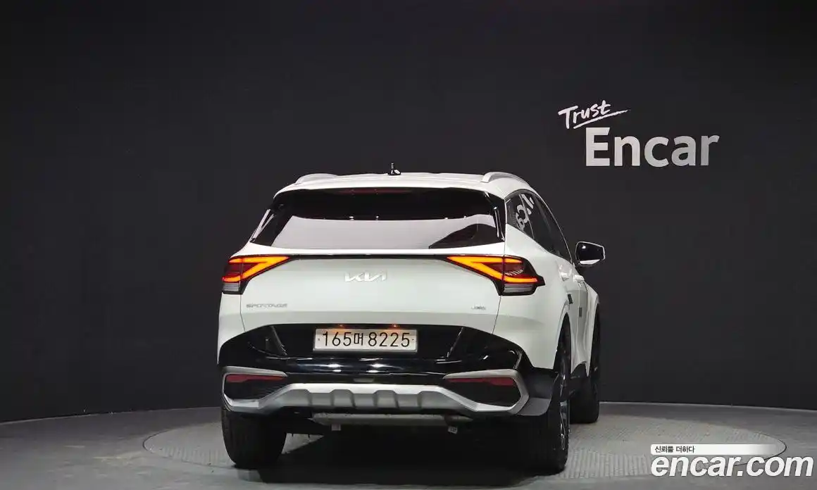 Kia Sportage 2023 1.6 Автомат в Москве № 121971, фото 15