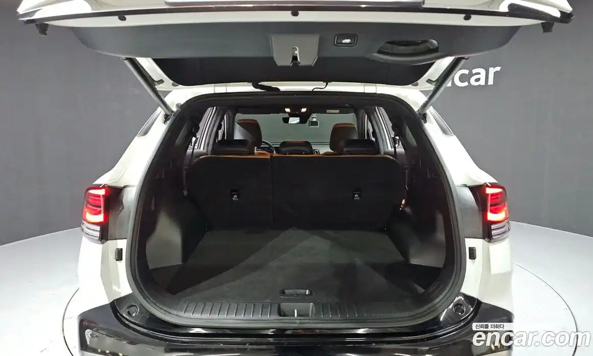 Kia Sportage 2023 1.6 Автомат в Москве № 121971, фото 19