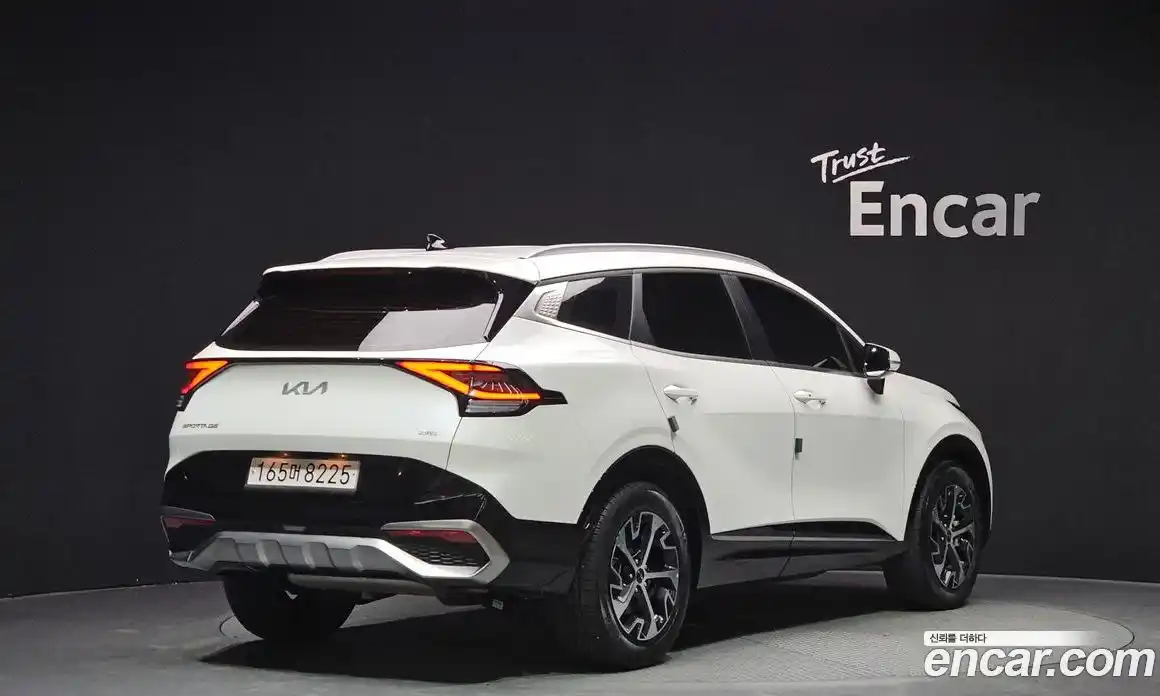 Kia Sportage 2023 1.6 Автомат в Москве № 121971, фото 4