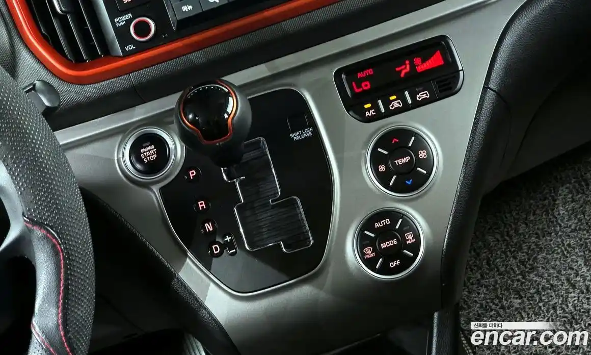 Kia Ray 2022 1.0 Автомат в Москве № 124224, фото 12