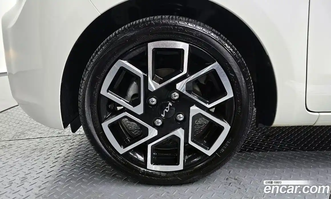 Kia Ray 2022 1.0 Автомат в Москве № 124224, фото 13