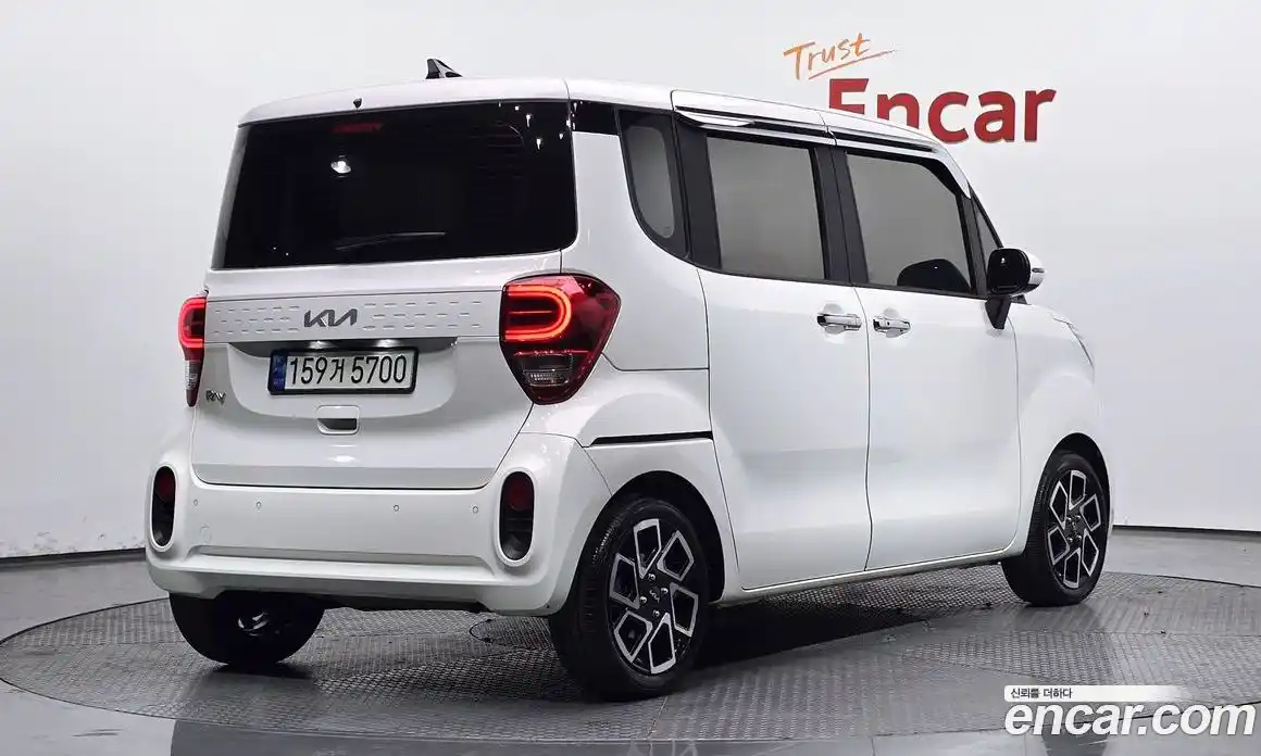 Kia Ray 2022 1.0 Автомат в Москве № 124224, фото 10