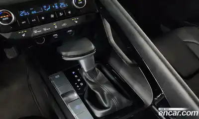 Hyundai Avante 2023 1.6 Автомат в Москве № 125546, миниатюра 9