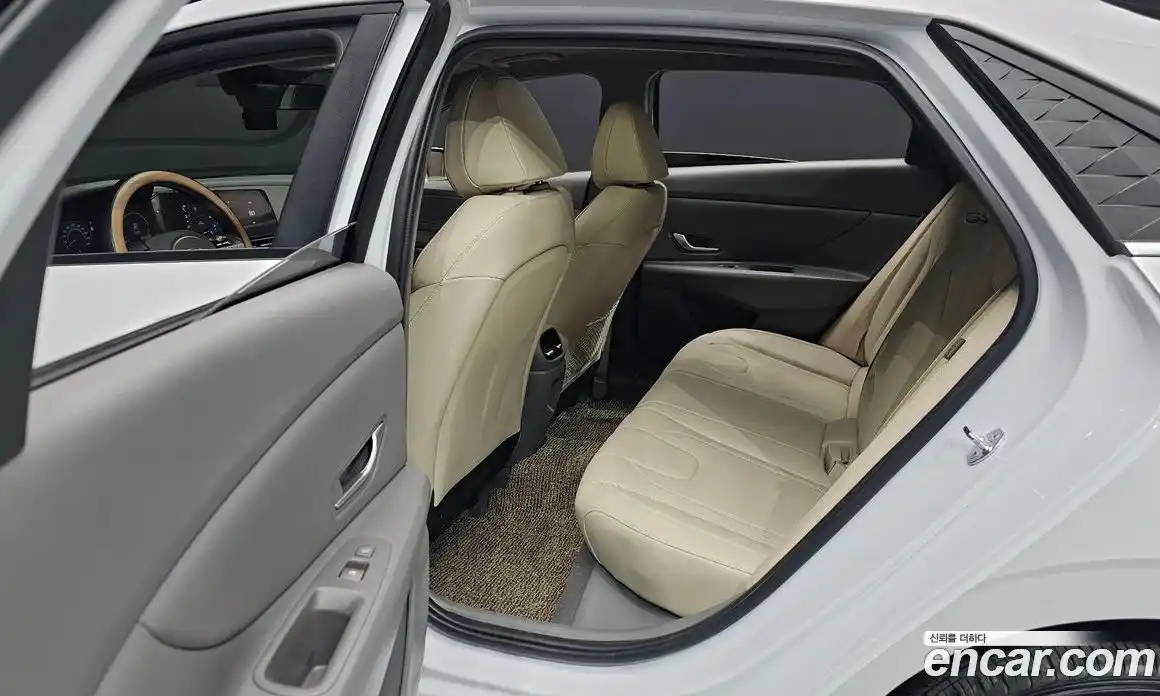 Hyundai Avante 2024 1.6 Автомат в Москве № 126364, фото 16