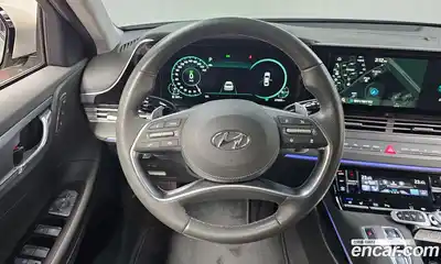 Hyundai Grandeur 2020 2.4 Автомат в Москве № 126901, миниатюра 3