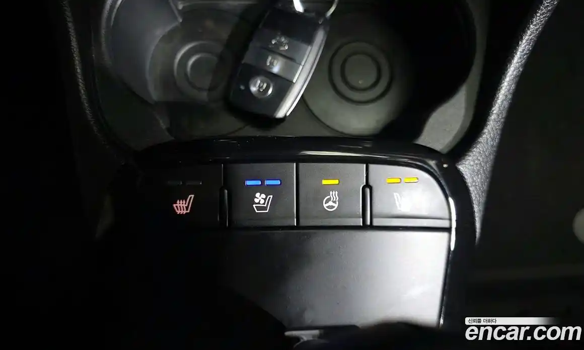 Kia Morning 2023 1.0 Автомат в Москве № 131001, фото 12