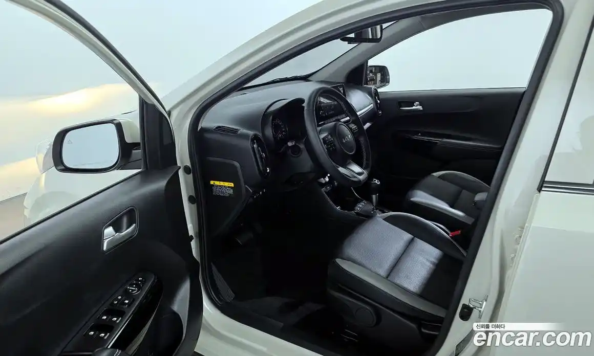 Kia Morning 2023 1.0 Автомат в Москве № 131001, фото 19