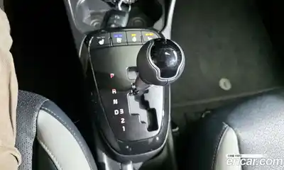 Kia Morning 2023 1.0 Автомат в Москве № 131001, миниатюра 2