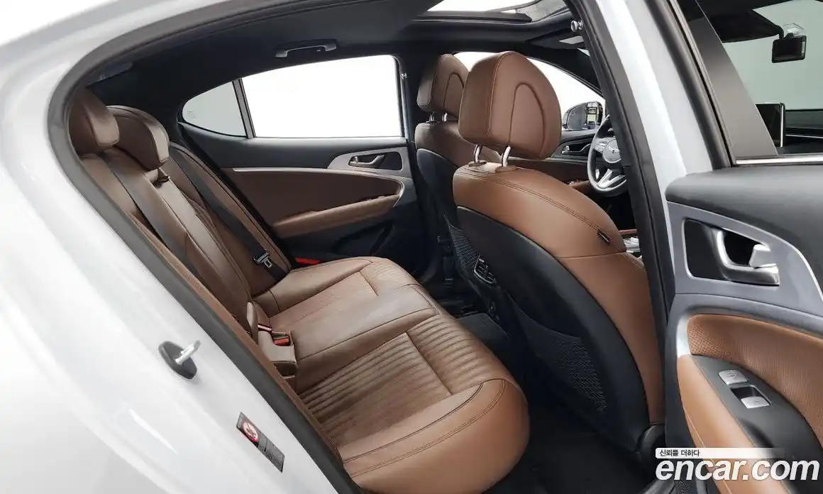 Genesis G70 2019 2.0 Автомат в Москве № 13243, фото 10