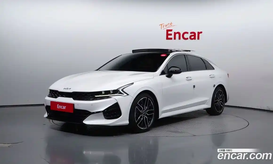 Kia K5 2023 1.6 Автомат в Москве № 132931, фото 1