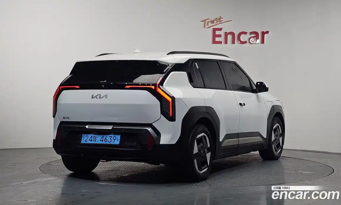 Kia EV3 2025 0.2 Автомат в Москве № 133151, фото 17