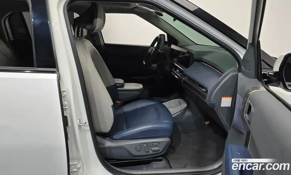 Kia EV3 2025 0.2 Автомат в Москве № 133151, фото 6