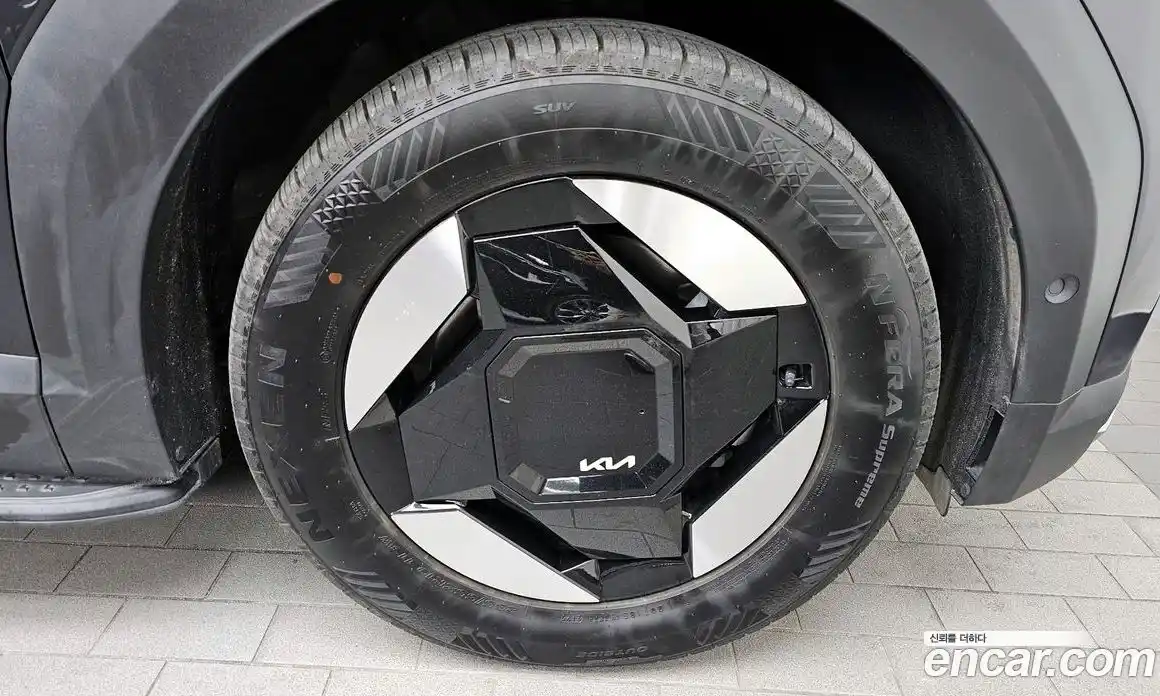 Kia EV9 2024 0.2 Автомат в Москве № 133214, фото 13