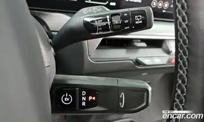 Kia EV9 2024 0.2 Автомат в Москве № 133214, миниатюра 3