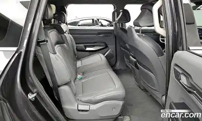 Kia EV9 2024 0.2 Автомат в Москве № 133214, миниатюра 9