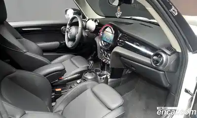 Mini Cooper 2024 1.5 Автомат в Москве № 135225, миниатюра 9