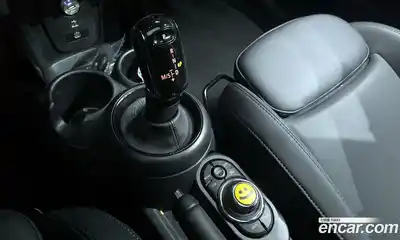 Mini Cooper 2024 1.5 Автомат в Москве № 135225, миниатюра 10