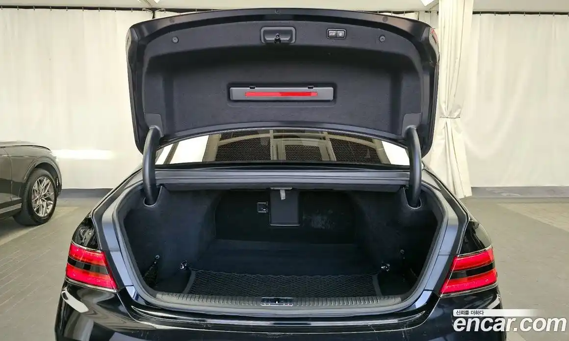 Genesis G90 2020 3.8 Автомат в Москве № 135766, фото 11